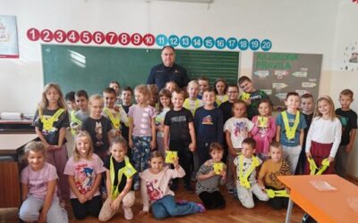 Predavanje policije za učenike 1. razreda – Sigurnost u prometu
